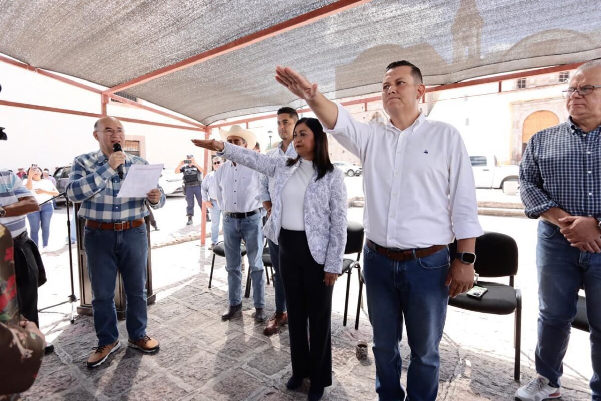 Programas y proyectos ambiciosos para el impulsar el desarrollo de Bocas, anuncia el Alcalde Enrique Galindo galindo bocas