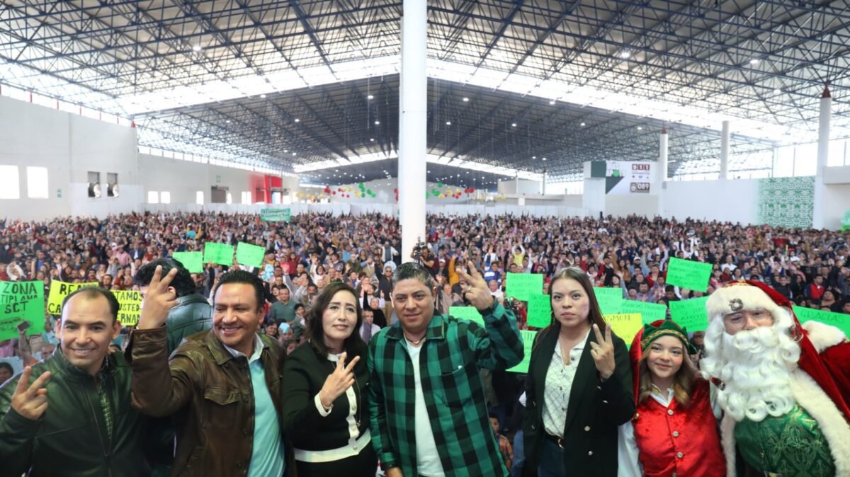 Ricardo Gallardo reconoce labor de taxistas y transportistas potosinos transportitstas