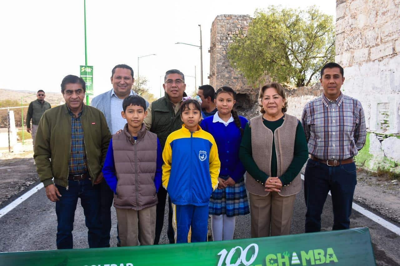 En tiempo récord, Alcalde Juan Manuel Navarro entrega Avenida renovada y alumbrado en Estación Ventura solead av.renovada