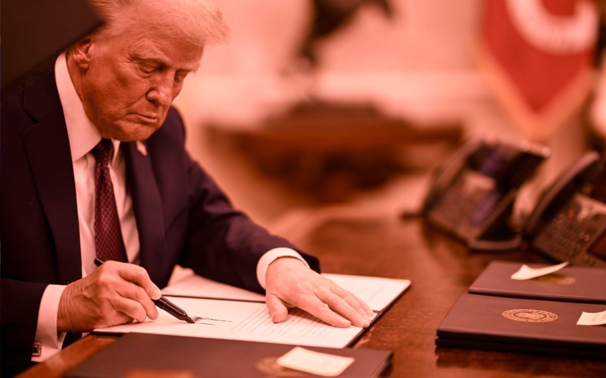 trump-cierra-frontera-mexico-firma-decreto-suspende-entrada-migrantes-asilo-22012025