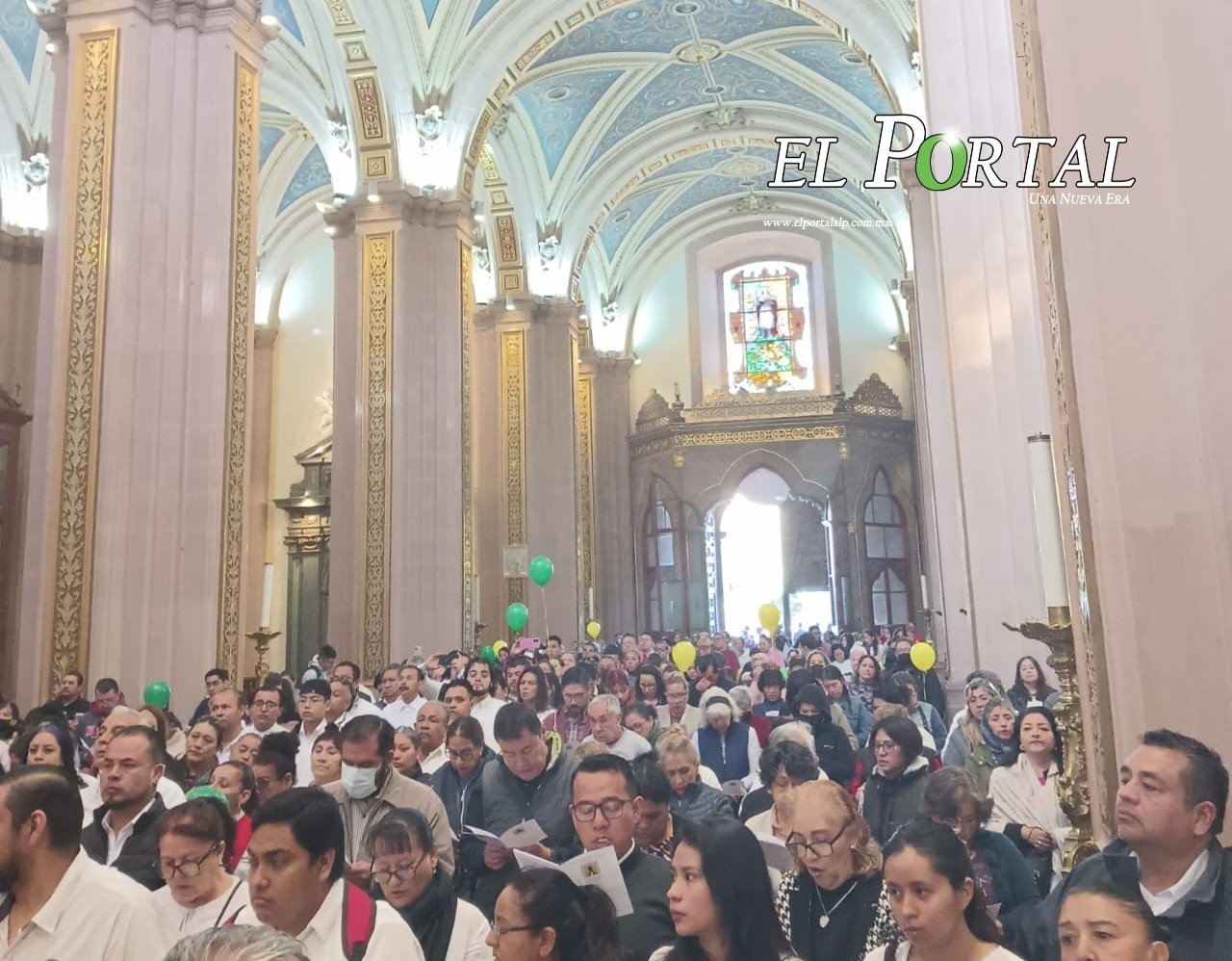Reciben los potosinos las reliquias de San Judas Tadeo en la Catedral Metropolitana (+ FOTOS) reliquias g