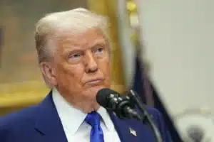 Trump dice que «se acerca» un acuerdo con Irán para que «no puedan tener armas nucleares»