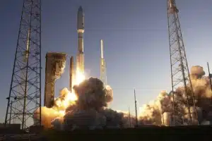 Amazon lanza al espacio la segunda misión para crear una «constelación de satélites»