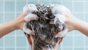 ¿Cuántas veces a la semana debes lavarte el pelo? Esto es lo que recomiendan los expertos
