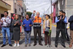 En Capital al 100, Gobierno de la Capital desazolva Barrio del Saucito