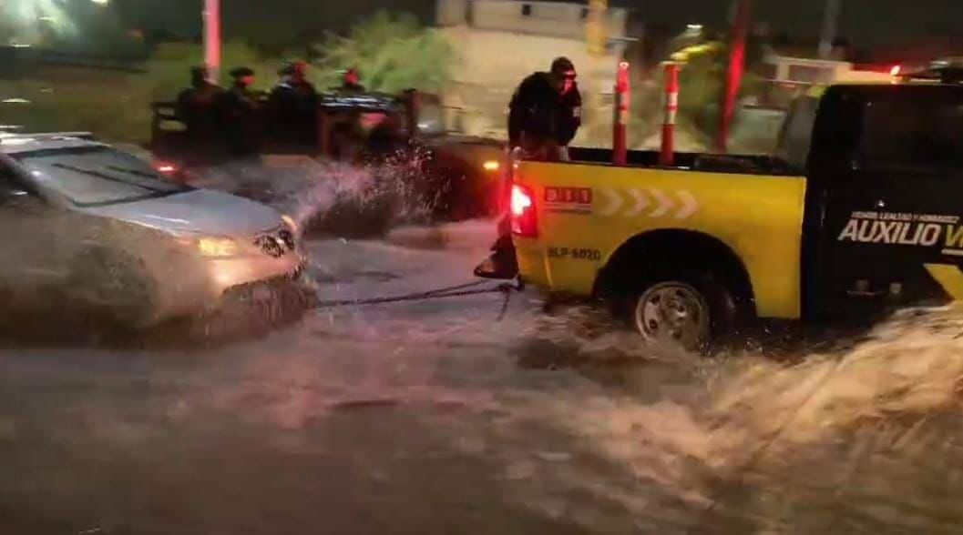 SSPC de la Capital brindó apoyo vial durante tormenta nocturna en la ciudad operativo lluvias a