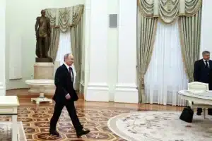Putin acusa a la OTAN de provocar carrera armamentista y anuncia refuerzo de la Tríada Nuclear