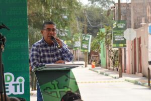 Alcalde Juan Manuel Navarro entrega pavimentación integral en Colonia El Morro