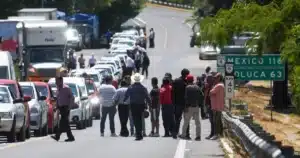 Furia total; Trasnportistas bloquean autopistas federales y vialidades de la CDMX por motivos de inseguridad