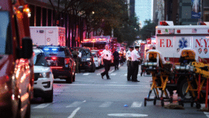 Asesinato en Manhattan: ejecutivo de Blackstone entre las víctimas, atacante acusa a la NFL