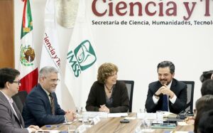 Secihti e IMSS fortalecen colaboración en investigación científica y desarrollo tecnológico para el sector salud
