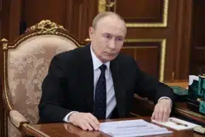 Putin alaba los «sinceros esfuerzos» de EE.UU. para poner fin a los combates en Ucrania