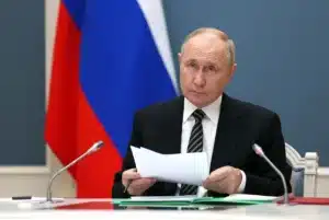 Putin anuncia que el Ejército ruso ha recibido el primer misil hipersónico Oréshnik