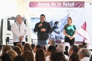 Con apoyo de Ricardo Gallardo inicia en San Luis rutas de la salud