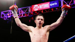 Boxeador Julio César Chávez Jr. abandona cárcel del norte de México para seguir proceso en libertad