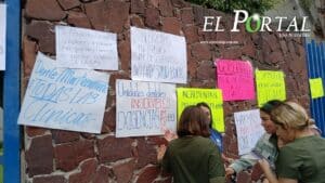Estudiantes de Estomatología de la UASLP protestan por falta de insumos y equipo obsoleto