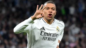 ¿Quién debería llevar el “9” que dejó vacante Mbappé en el Real Madrid?