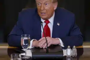 Trump anuncia aranceles y fija su entrada en vigor para el 7 de agosto