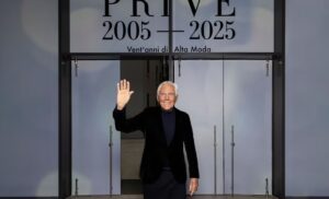 Muere Giorgio Armani a los 91 años; el diseñador era considerado el “rey” de la moda italiana