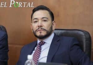 Dip. Héctor Serrano  cuestiona postura de la UASLP ante manifestaciones estudiantiles