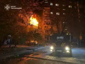 Rusia ataca con misiles y drones diez regiones ucranianas y mata a seis civiles, según Zelenski