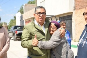 Beneficiarios de inicio de pavimentación destacan reducción de distancias y tiempo en sus traslados