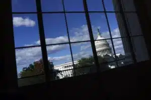 Los republicanos fracasan por duodécima vez en intento de acabar cierre de Gobierno en EE.UU.