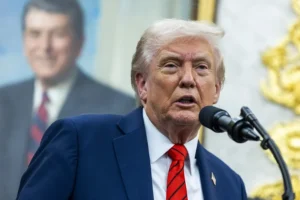 Trump dice que pausará de forma permanente la migración de «países del tercer mundo»