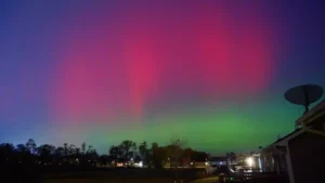 ¡Cielos mágicos en México! La aurora boreal sorprende con su brillo desde el norte del país