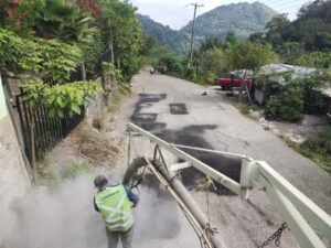 Gobierno rehabilita más carreteras durante noviembre