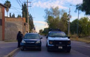 Policía de la Capital asegura camioneta con armas de uso exclusivo del Ejército al exterior del parque Tangamanga