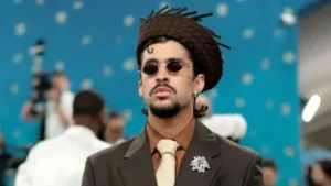 Demandan a Bad Bunny: Exigen $16 millones por usar una frase sin permiso