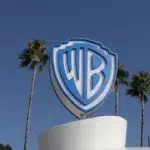 Warner Bros rechaza la última oferta de Paramount por considerarla arriesgada y deja el camino libre a Netflix Warner bros y Netflix