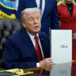 Estados Unidos impondrá aranceles a bienes de países que vendan petróleo a Cuba donald_trump-2