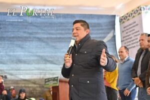 Ricardo Gallardo apoya a productores del Altiplano con compra directa de frijol