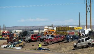 Una colisión masiva de 36 autos bloquea una autopista en EE.UU.