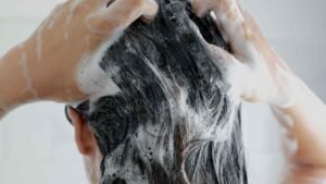 ¿Cada día o una vez a la semana? La verdad sobre cuántas veces debes lavarte el cabello