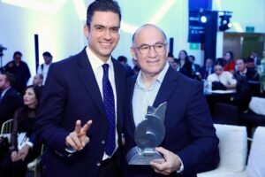 Alcalde Enrique Galindo el galardón “Francisco Villarreal Torres” por impulsar el alto rendimiento deportivo