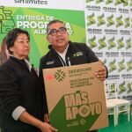 Alcalde Navarro Muñiz entrega paquetes alimentarios que favorecen el desarrollo social Juan Manuel Navarro Muñiz