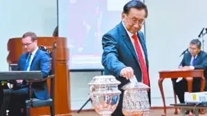 Perú tiene nuevo presidente: José Balcázar