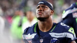 El corredor de Seahawks lideró la ofensiva y contribuyó notablemente a la victoria sobre Patriots en Santa Clara