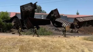 Descarrilamiento en Estación de Chora, Aguascalientes, deja un migrante sin vida y cinco lesionados