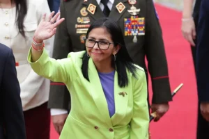 La presidenta venezolana Delcy Rodríguez participará de forma virtual en un foro económico de Miami