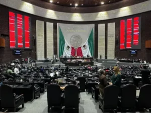 Dictamen electoral avanza en San Lázaro sin cambios al proyecto