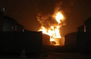 Irán niega haber disparado un misil a Turquía, pero dice que ha atacado un petrolero de Estados Unidos en el golfo Pérsico: sexto día de guerra