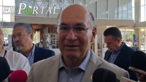 Galindo rechaza negocio de pipas y atribuye crisis del agua a fallas de El Realito