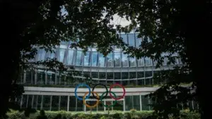 El COI anuncia que las mujeres trans quedan excluidas de participar en disciplinas olímpicas femeninas