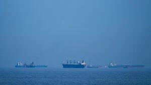 Trump: Irán entregó a EE. UU. 8 barcos de petróleo