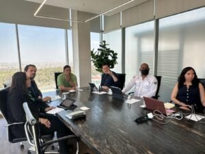 Ricardo Gallardo respalda proyecto nacional de tren de pasajeros