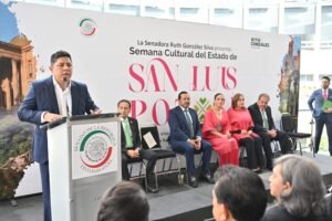 Ricardo Gallardo participa en inauguración de la semana cultural de San Luis Potosí en el Senado